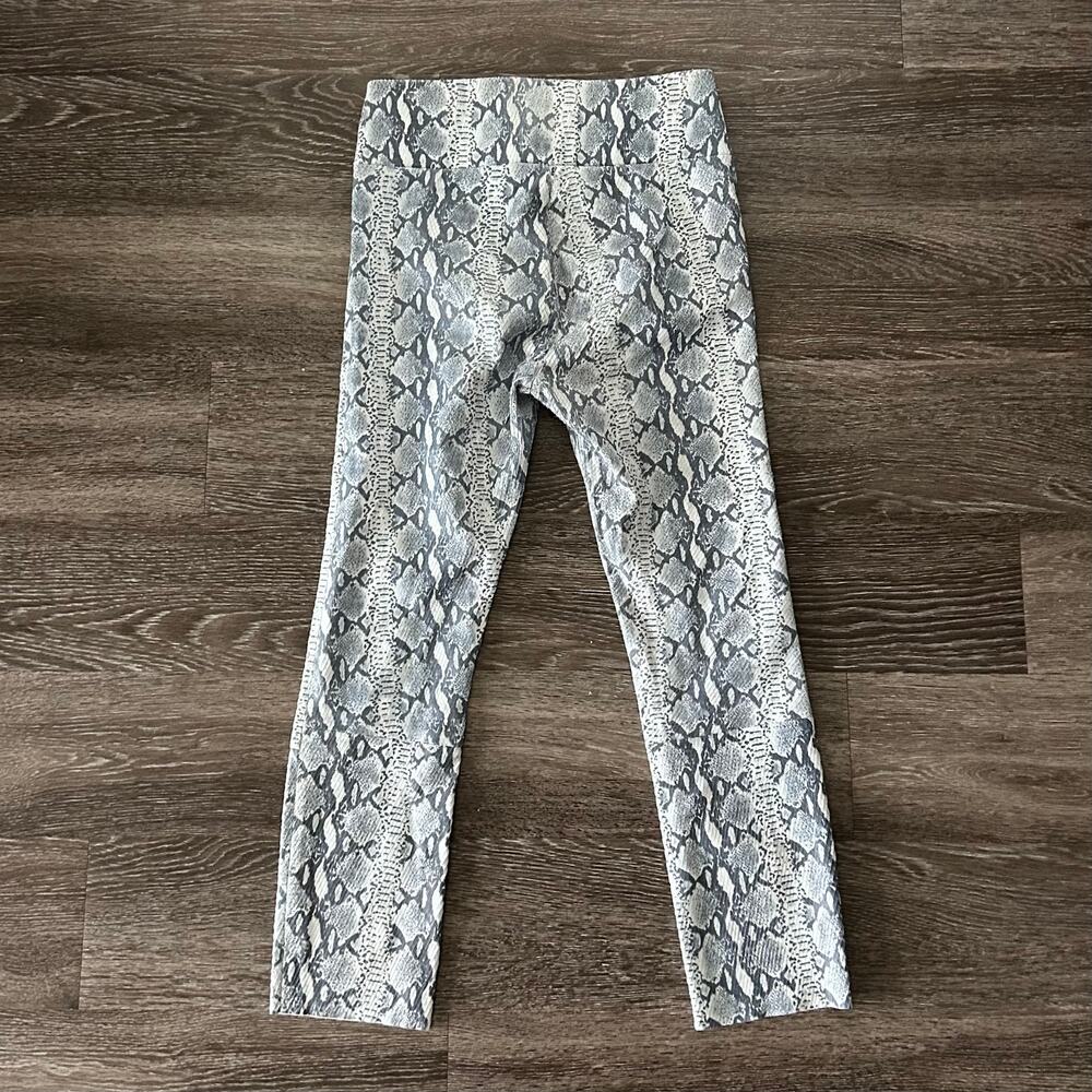 SPRWMN High Waist 3/4 Leather Leggings Gray Snake Print 100% Lambskin Size Large - Picture 9 of 16